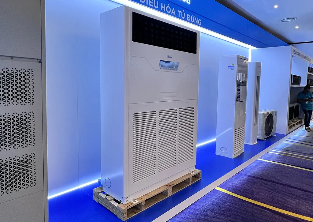 Điều hoà tủ đứng Midea 10HP 100000BTU MFA-96CRDN1-MOUC-96CDN1-R hình ảnh thực tế tại showroom